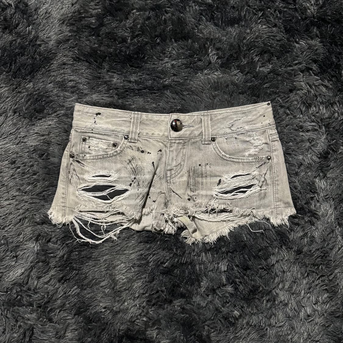 Lip Service 그런지 워싱 마이크로 숏츠 상품이미지2