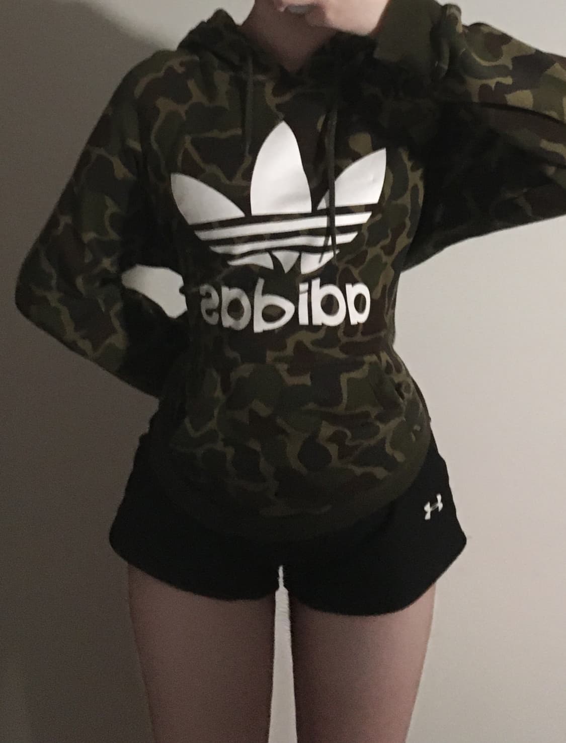 아디다스 카모 후드티 상품이미지2