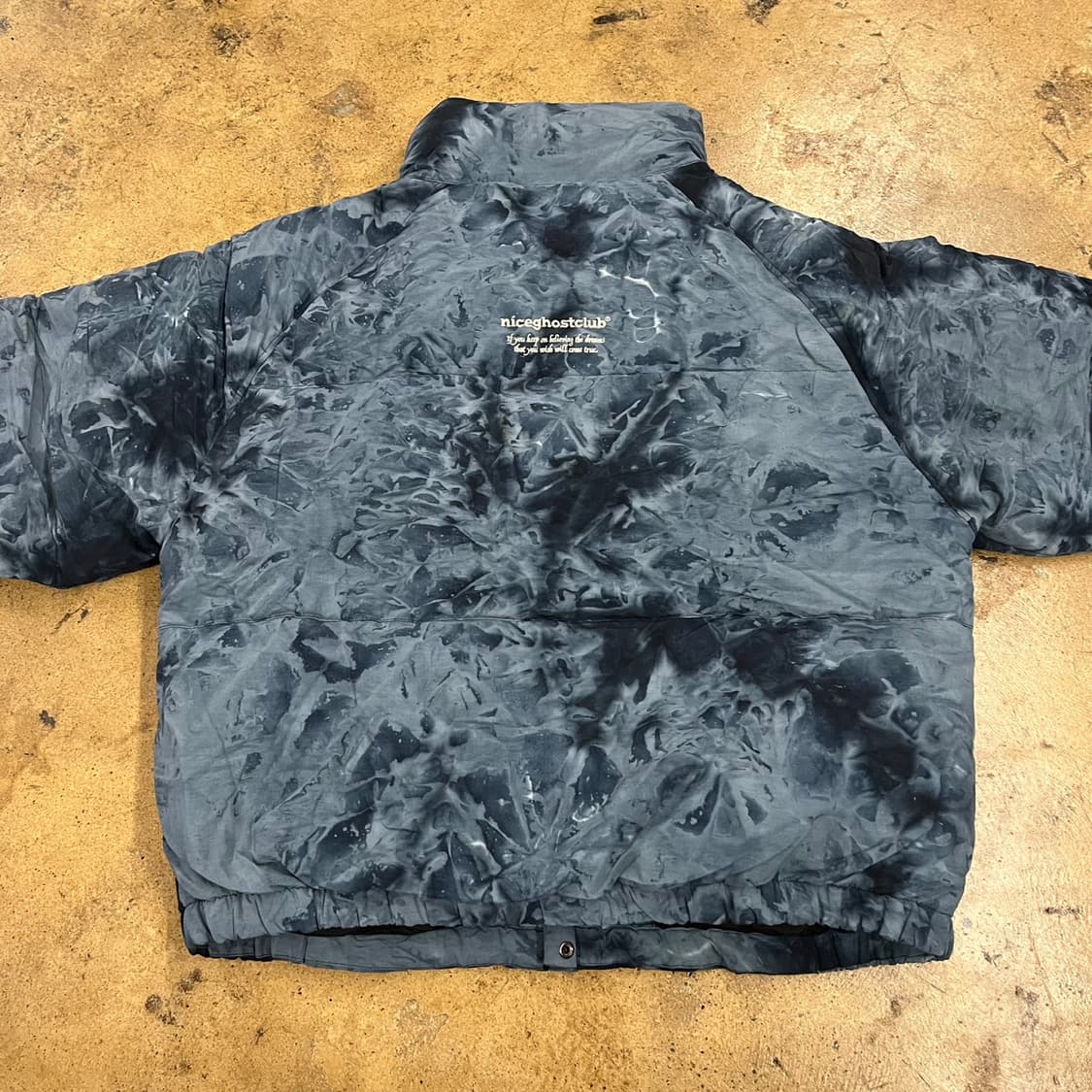 [정품/S] 나이스고스트클럽 타이 다이 패딩 점퍼 b18 상품이미지4