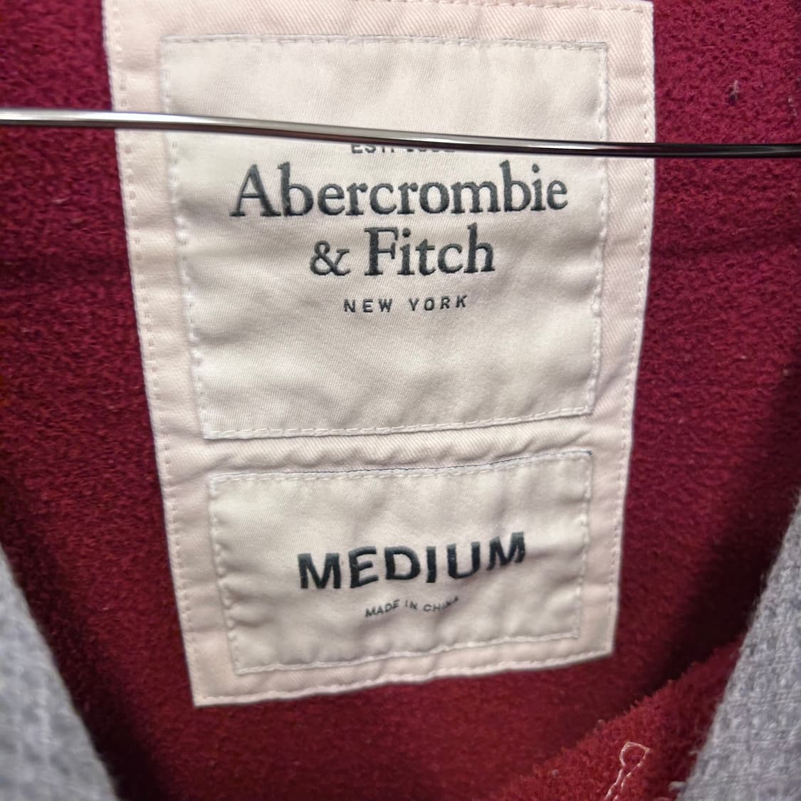 아베크롬비 앤 피치 머슬핏 그런지 후드티 상품이미지3