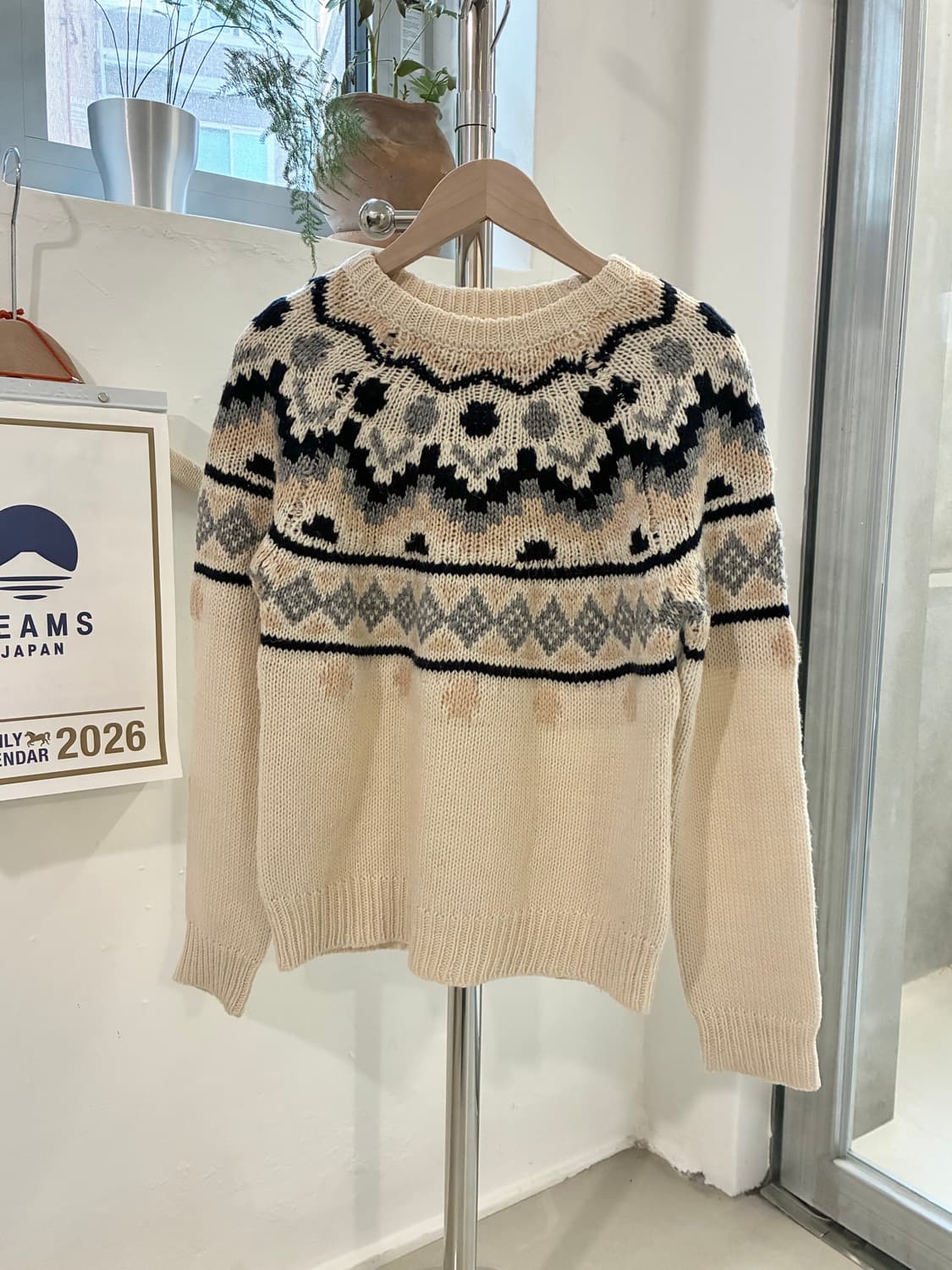 빔즈 하트 아가일 니트 상품이미지1