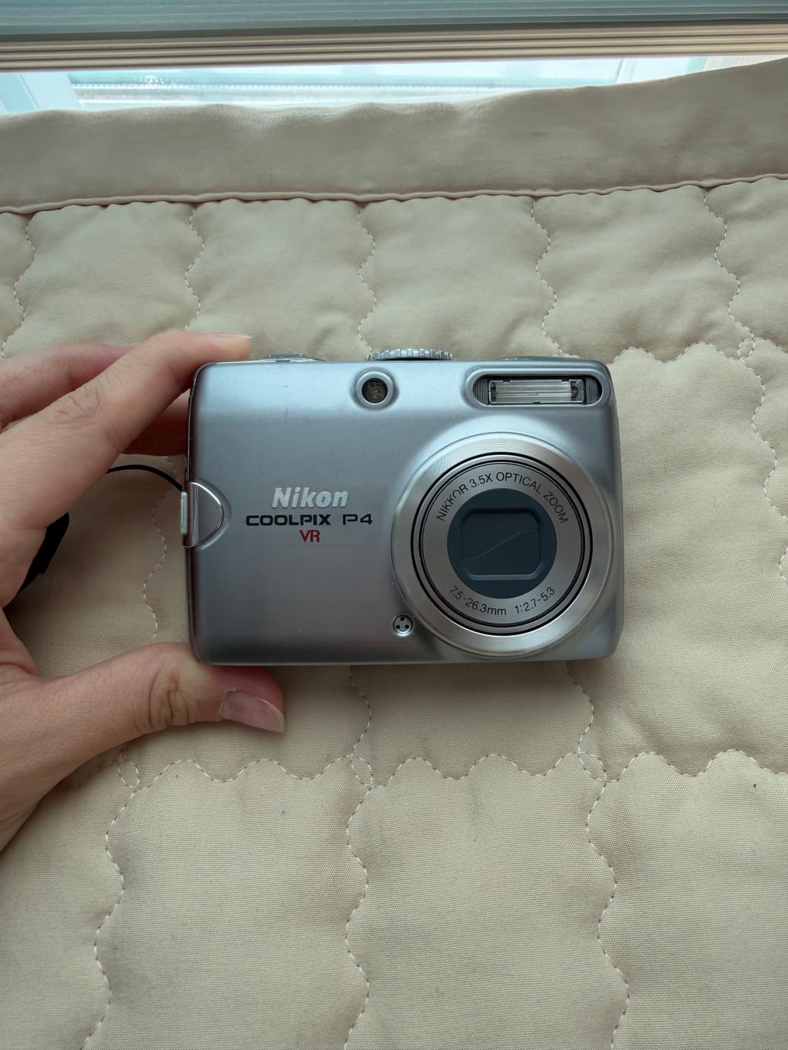 니콘 쿨픽스 p4  상품이미지1