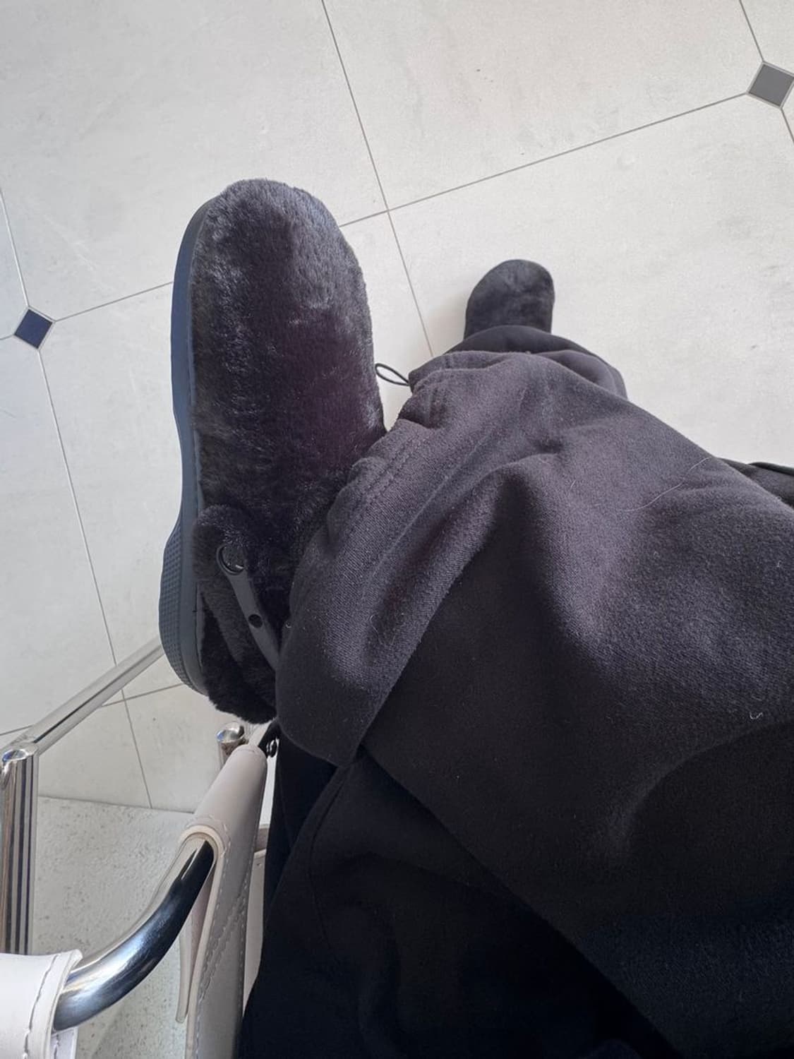 CLASSIC UNFURGETTABLE CROCS 상품이미지1