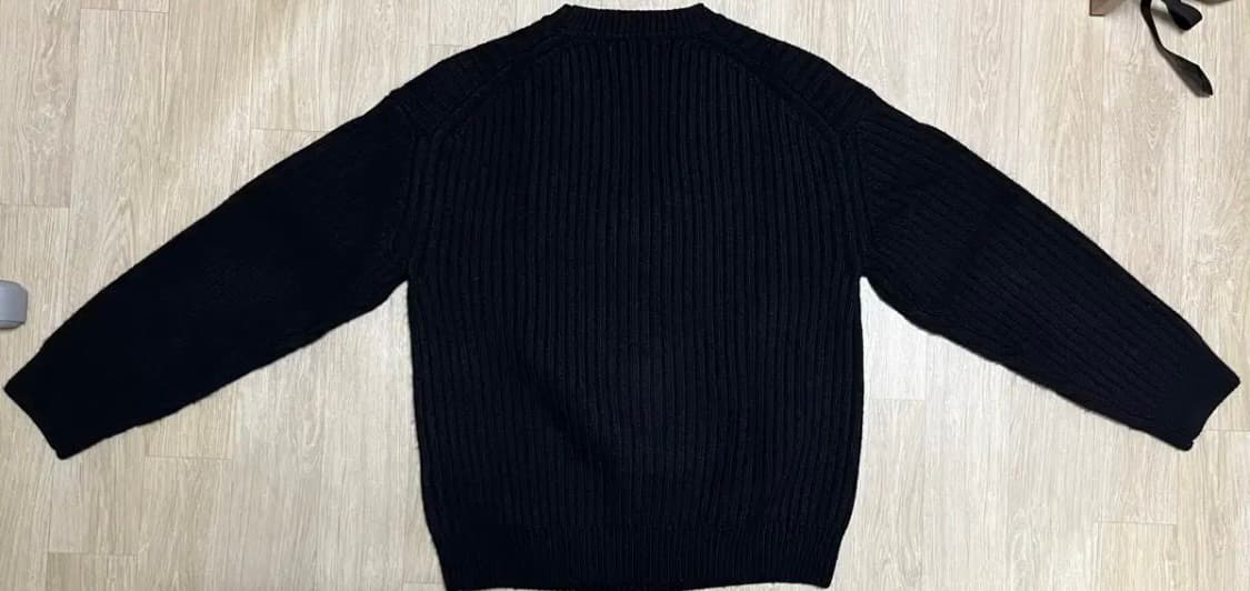 인사일런스 이탈리안 울 리브드 크루넥 니트 상품이미지3