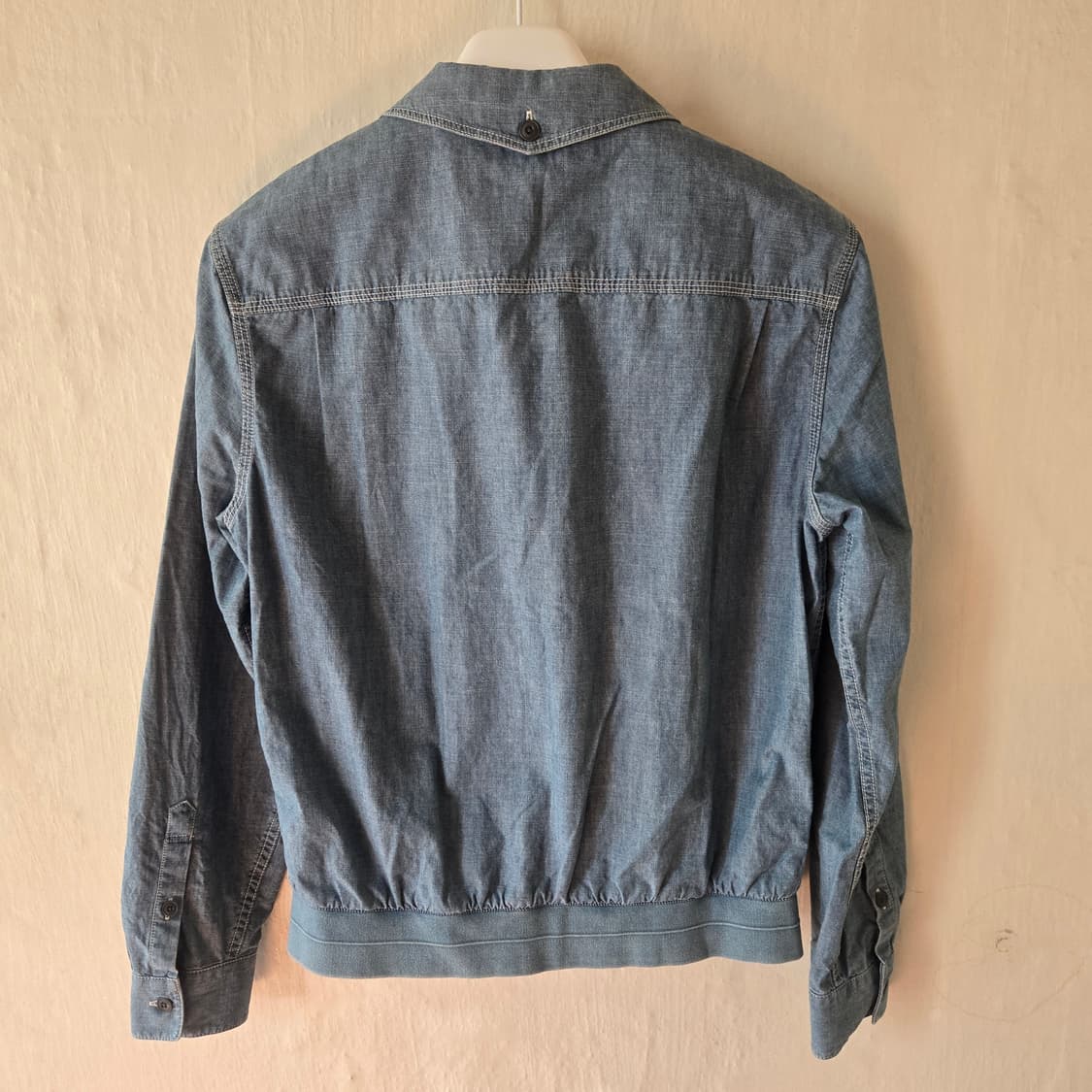 유니클로X르메르 샴브레이 셔츠블루종 상품이미지2