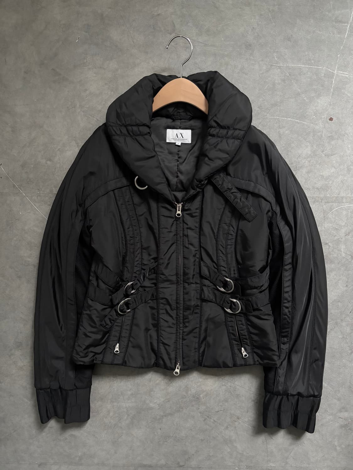 Armani Exchange 아르마니 익스체인지 블랙 카라 숏패딩  상품이미지4