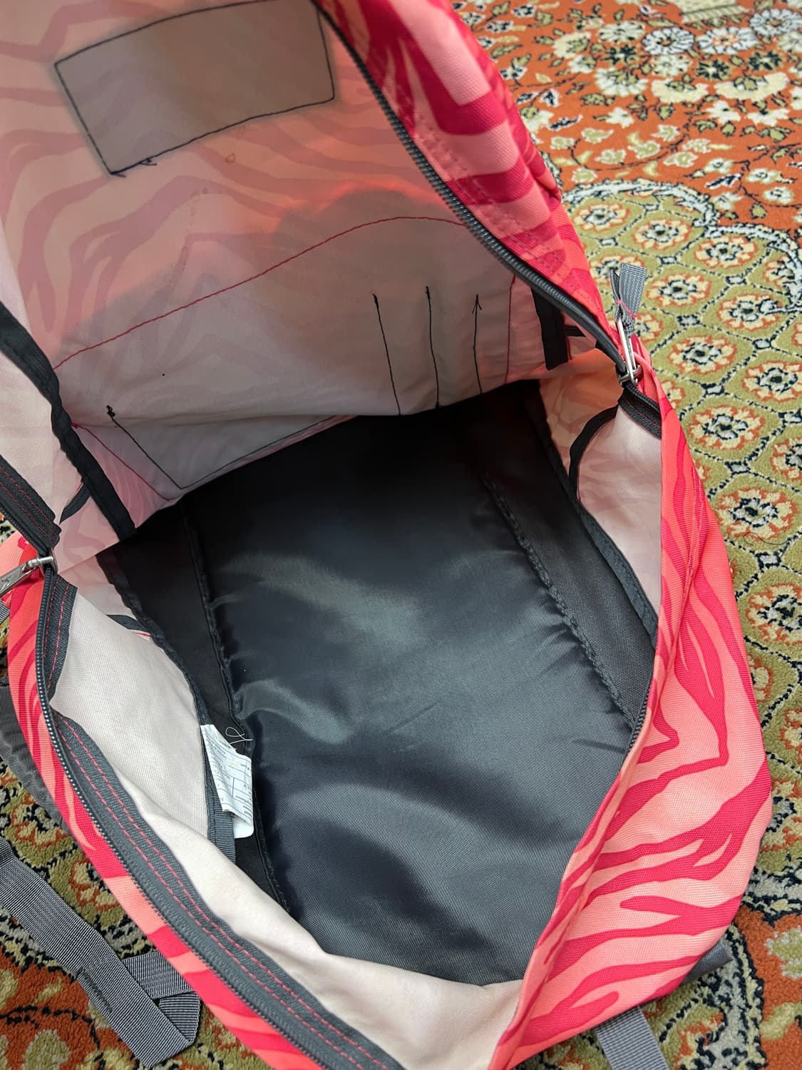 [OS] 잔스포츠 핑크 지브라 패턴 슈퍼브레이크백팩 상품이미지4