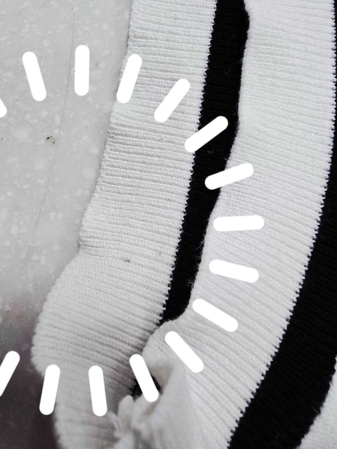 에고이스트 화이트 V넥 니트 조끼 상품이미지9