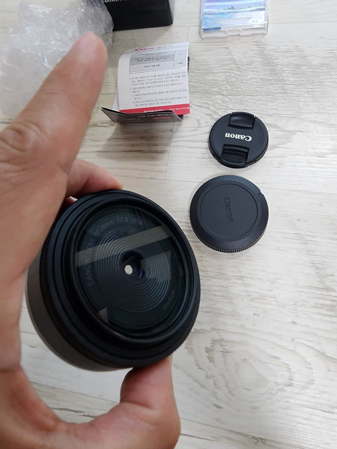 CANON 캐논 RF 28mm F2.8 STM 팬케익 렌즈 팜. 미러리스 상품이미지5