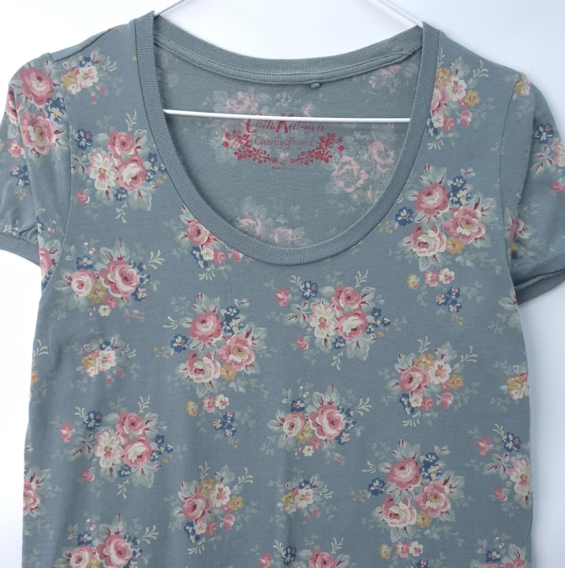 유니클로 반팔 티셔츠 상품이미지2