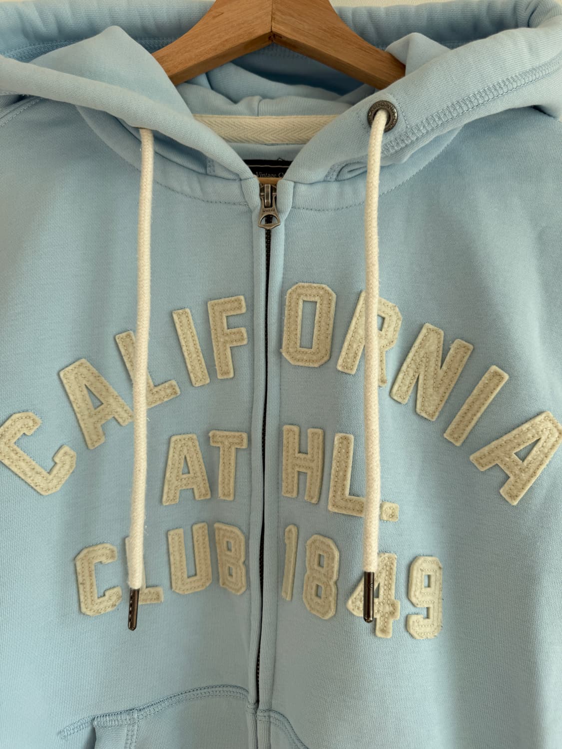 휴아유(WHO.A.U) 후드집업 상품이미지3