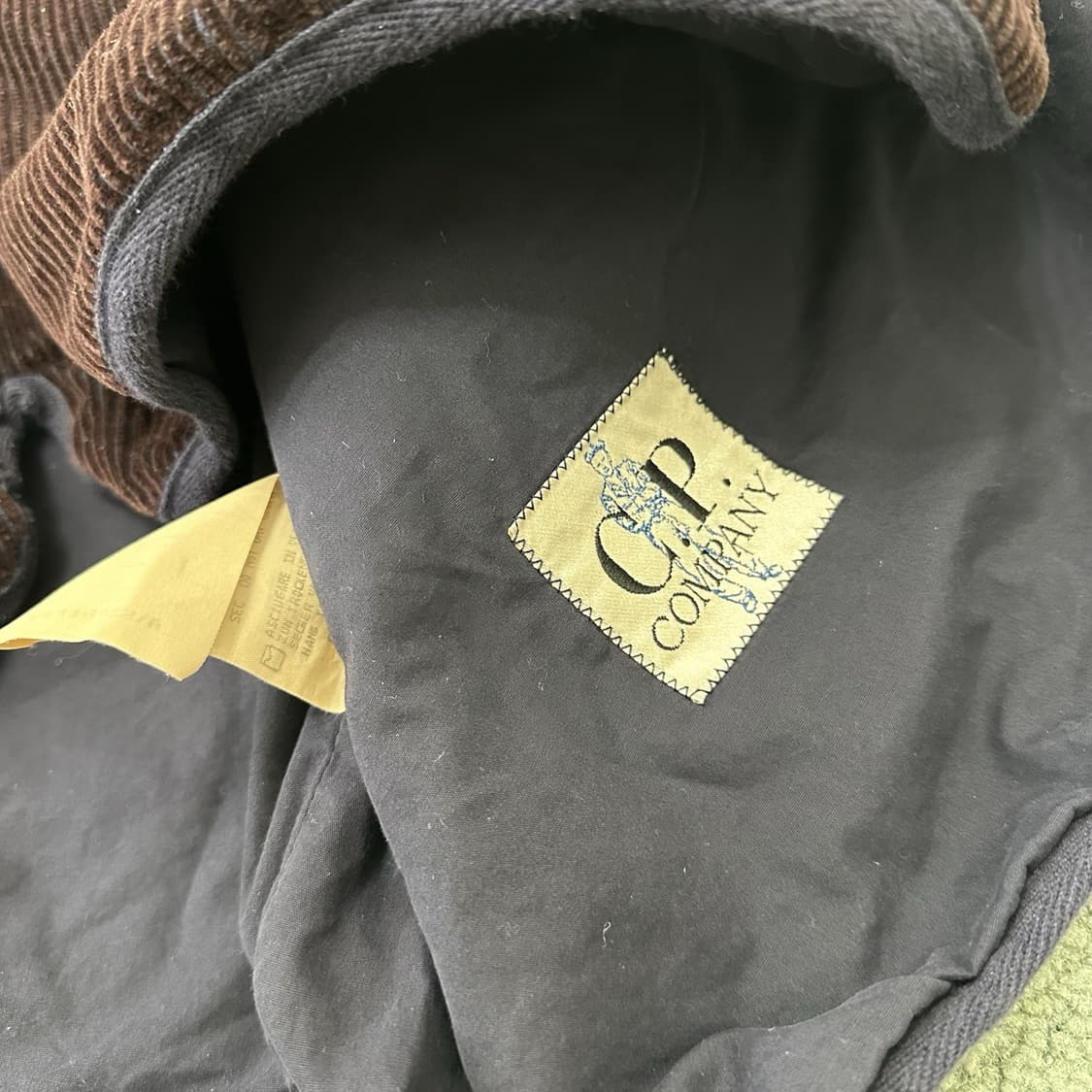 CP컴퍼니 코듀로이 버튼 베스트 56 상품이미지3