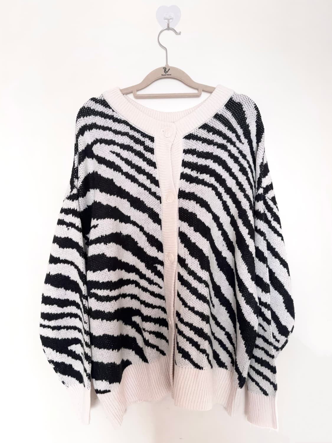 ingni 잉그니 지브라 패턴 가디건 상품이미지2