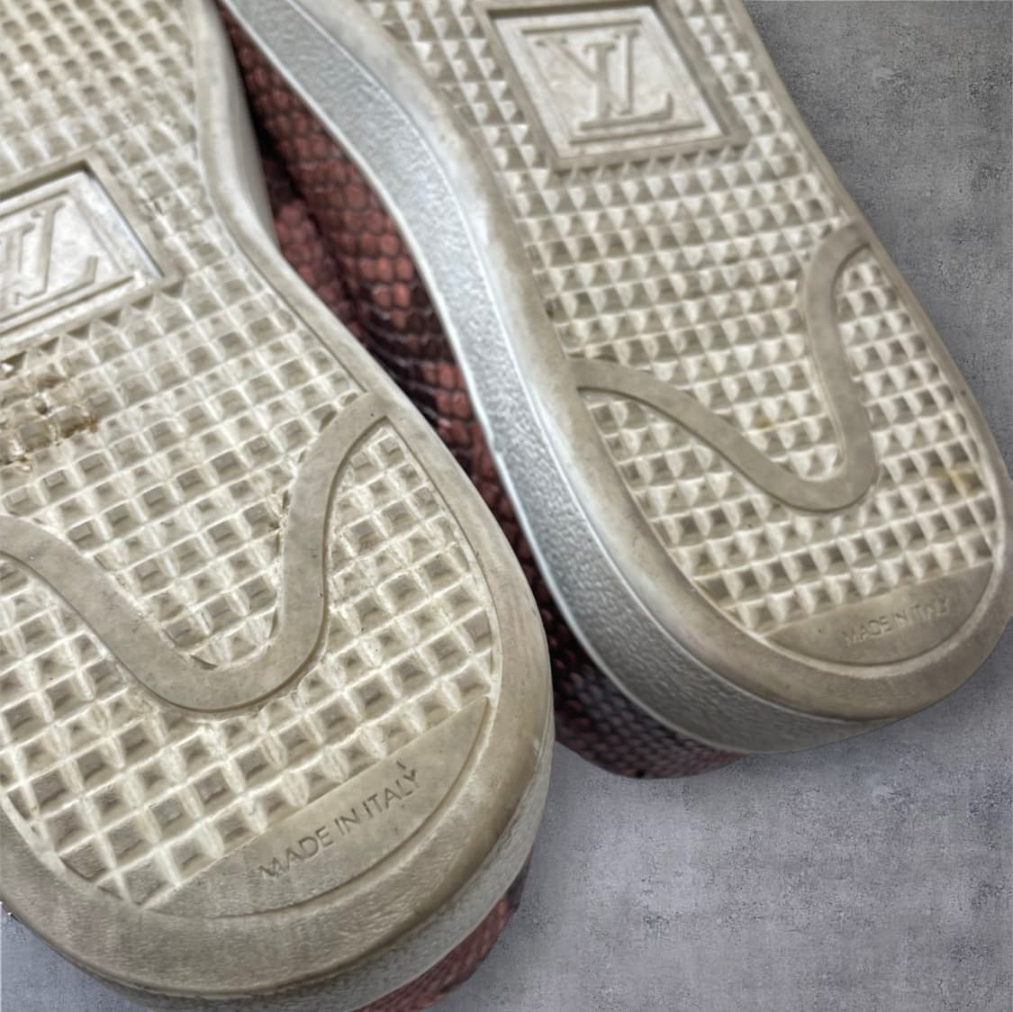 루이비통 Louis vuitton 핑크 파이톤 레더 스니커즈 35 상품이미지9