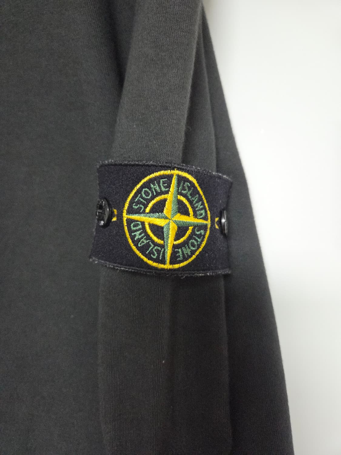 스톤아일랜드 라이트 롱슬리브 맨투맨 차콜 L 상품이미지2