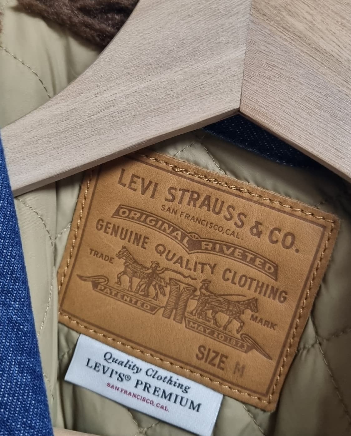 M (95) 리바이스 프리미엄 퀼팅 데님자켓 청자켓 상품이미지3