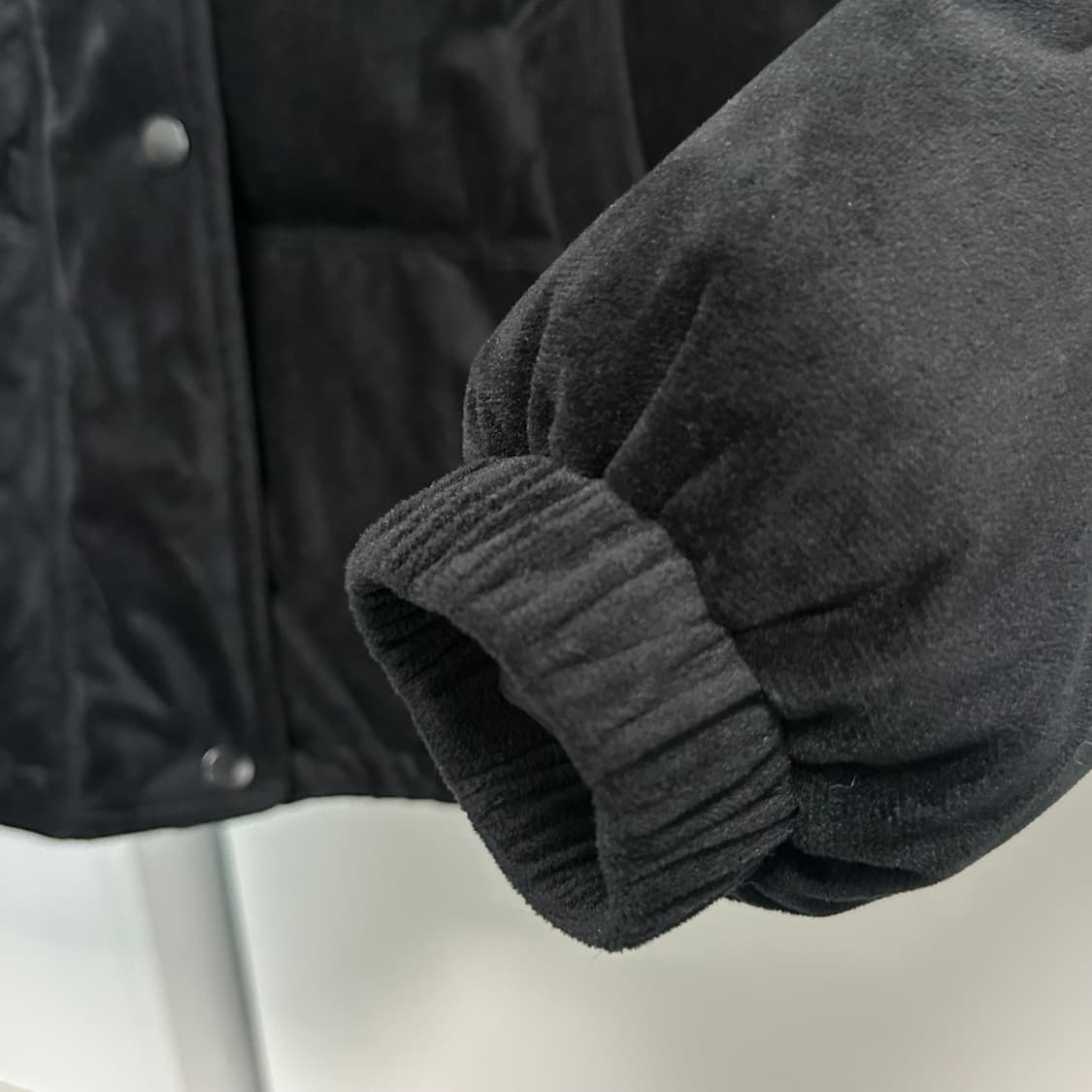 오디너리홀리데이-벨벳패딩(Black/Free) 상품이미지7