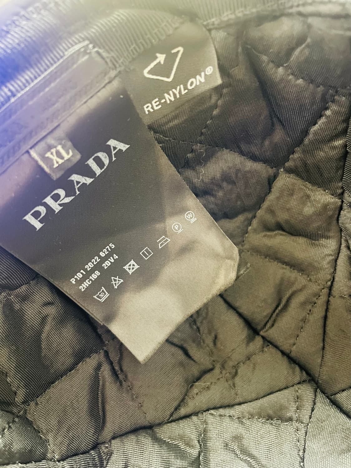 PRADA 패딩 비니 모자 상품이미지2