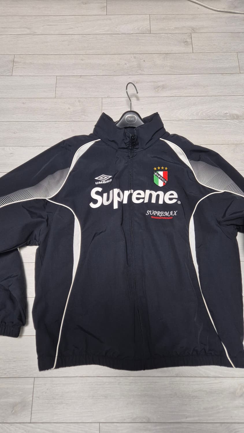 슈프림 엄브로 22ss 트랙자켓 L 판매 상품이미지1