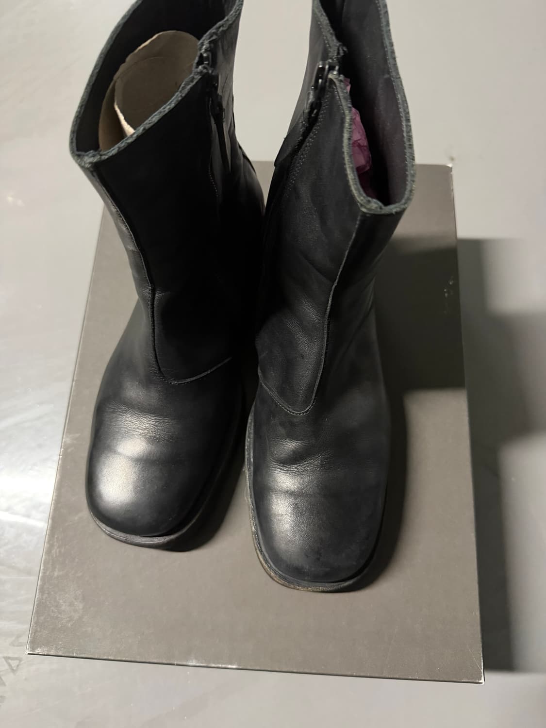 (41) 아워레가시 카미온 부츠 블랙 상품이미지1