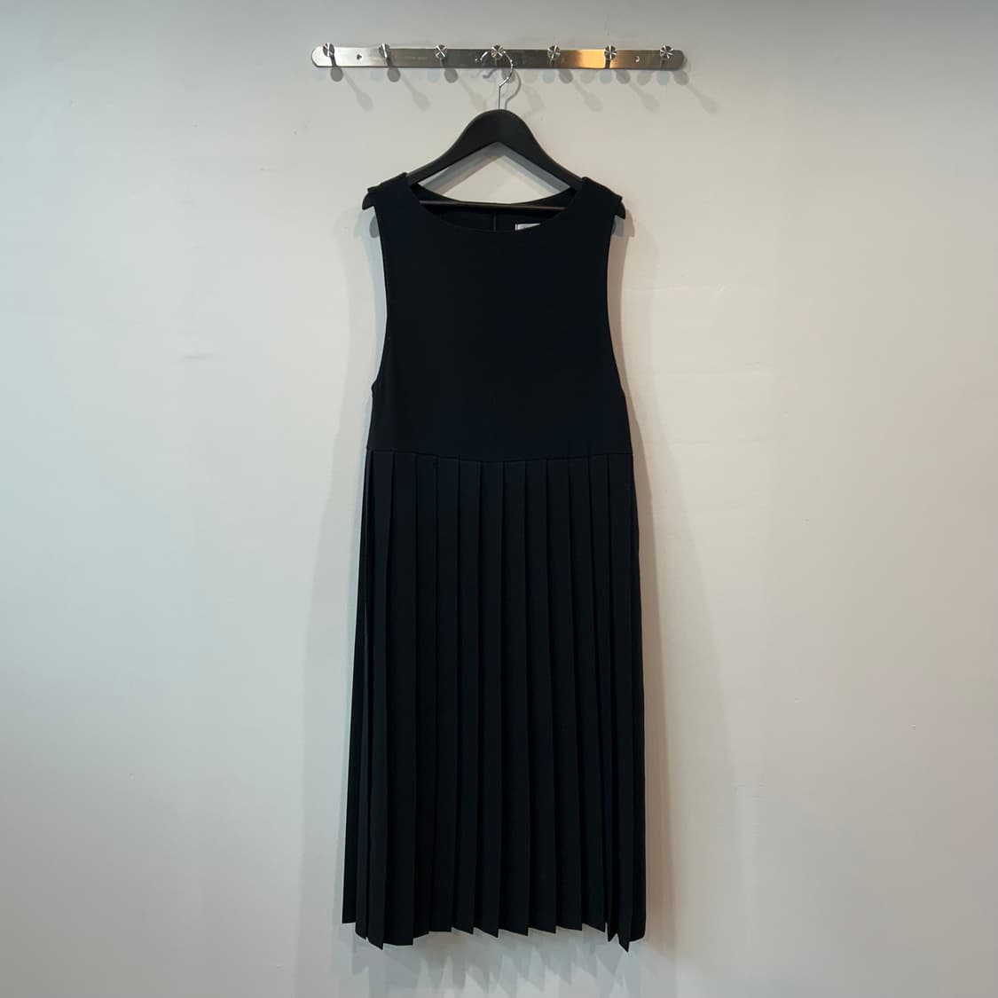 블랙 플리츠 롱 원피스 상품이미지4