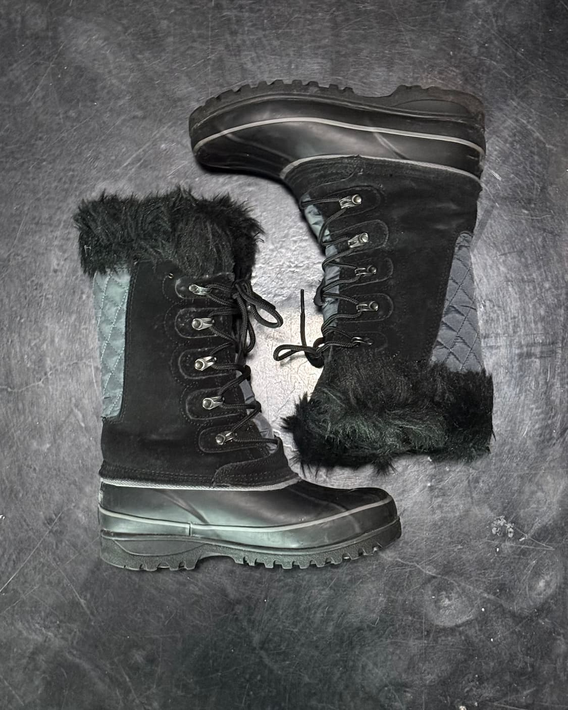 콤부 스노우 털 부츠 방한화 여성 225 벨벳 스웨이드 퀄팅 노르딕 겨울 상품이미지3