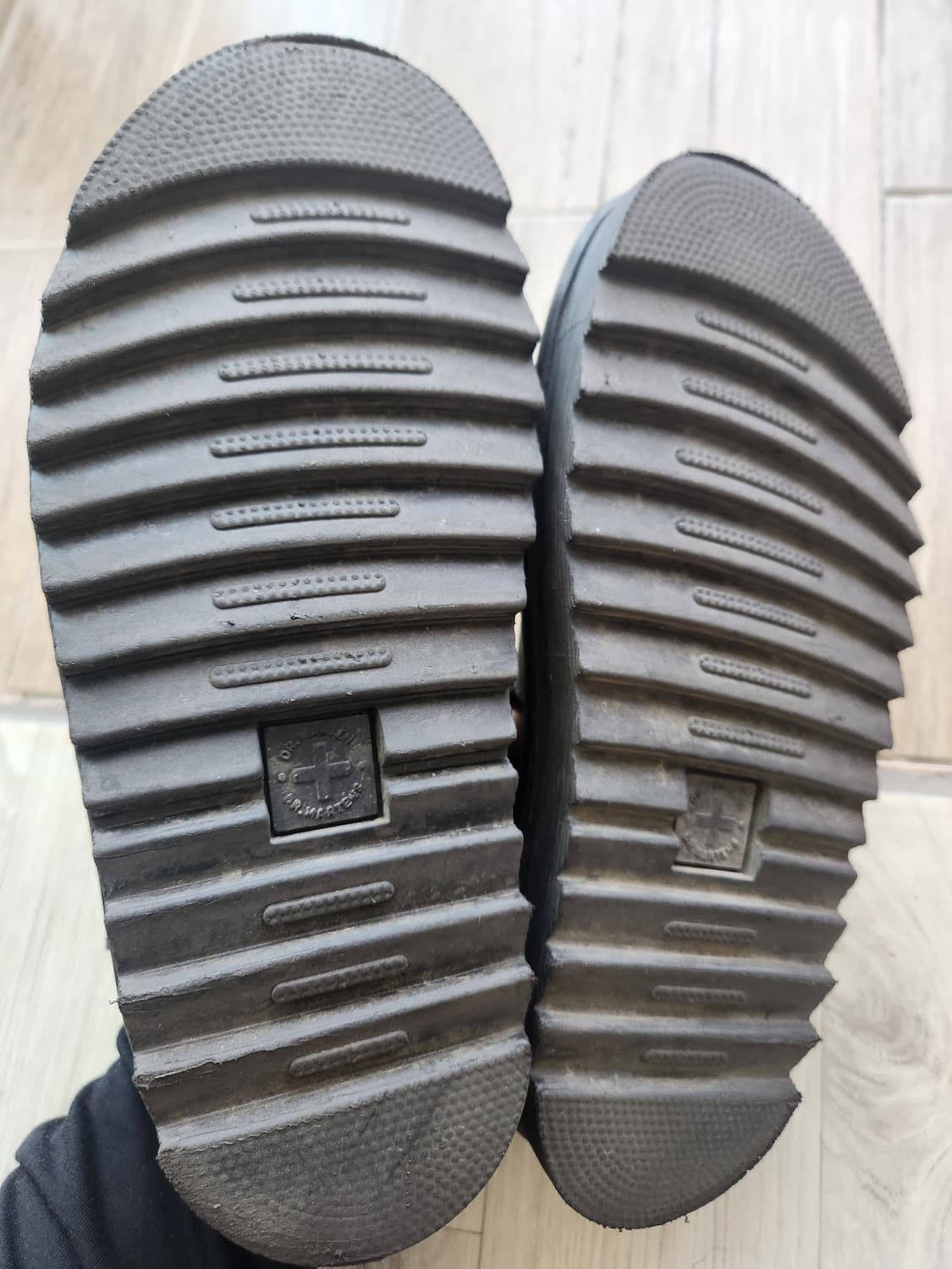 닥터마틴 나틸라 샌들 (230)(한소희샌들) 상품이미지6