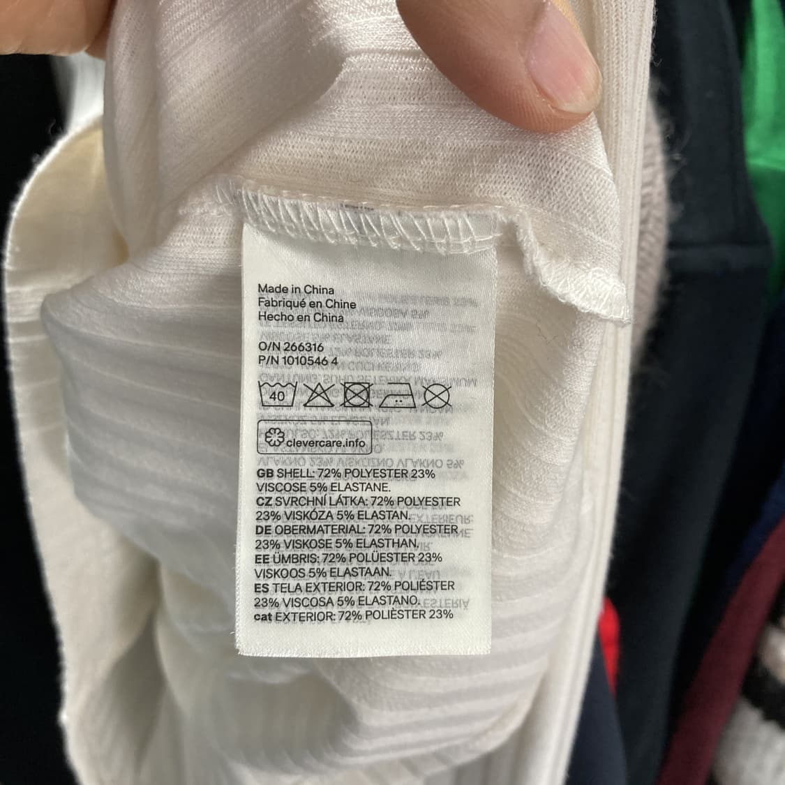 에이치앤엠 여성반폴라크롭긴팔 아이보리 S 상품이미지5