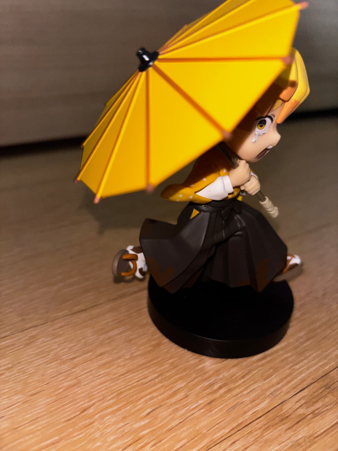 귀멸의 칼날 젠이츠 피규어 (박스X) 상품이미지2