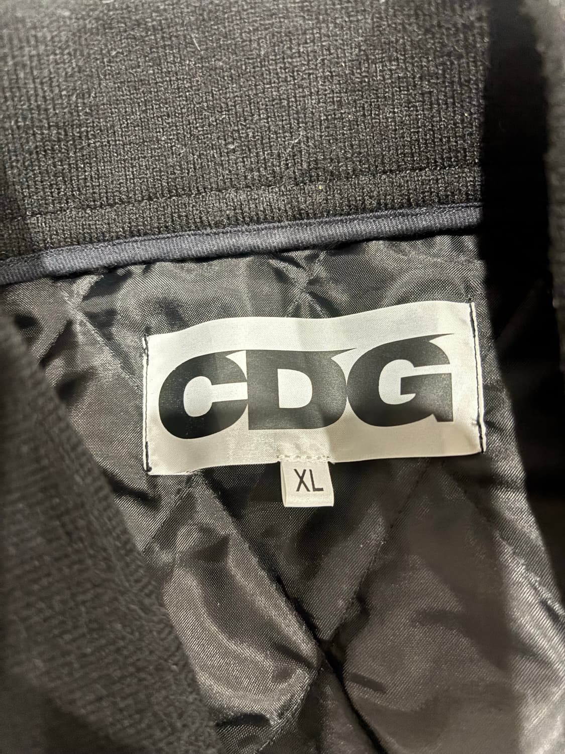 꼼데가르송 CDG 스태프 퀄팅 자켓 XL 상품이미지3