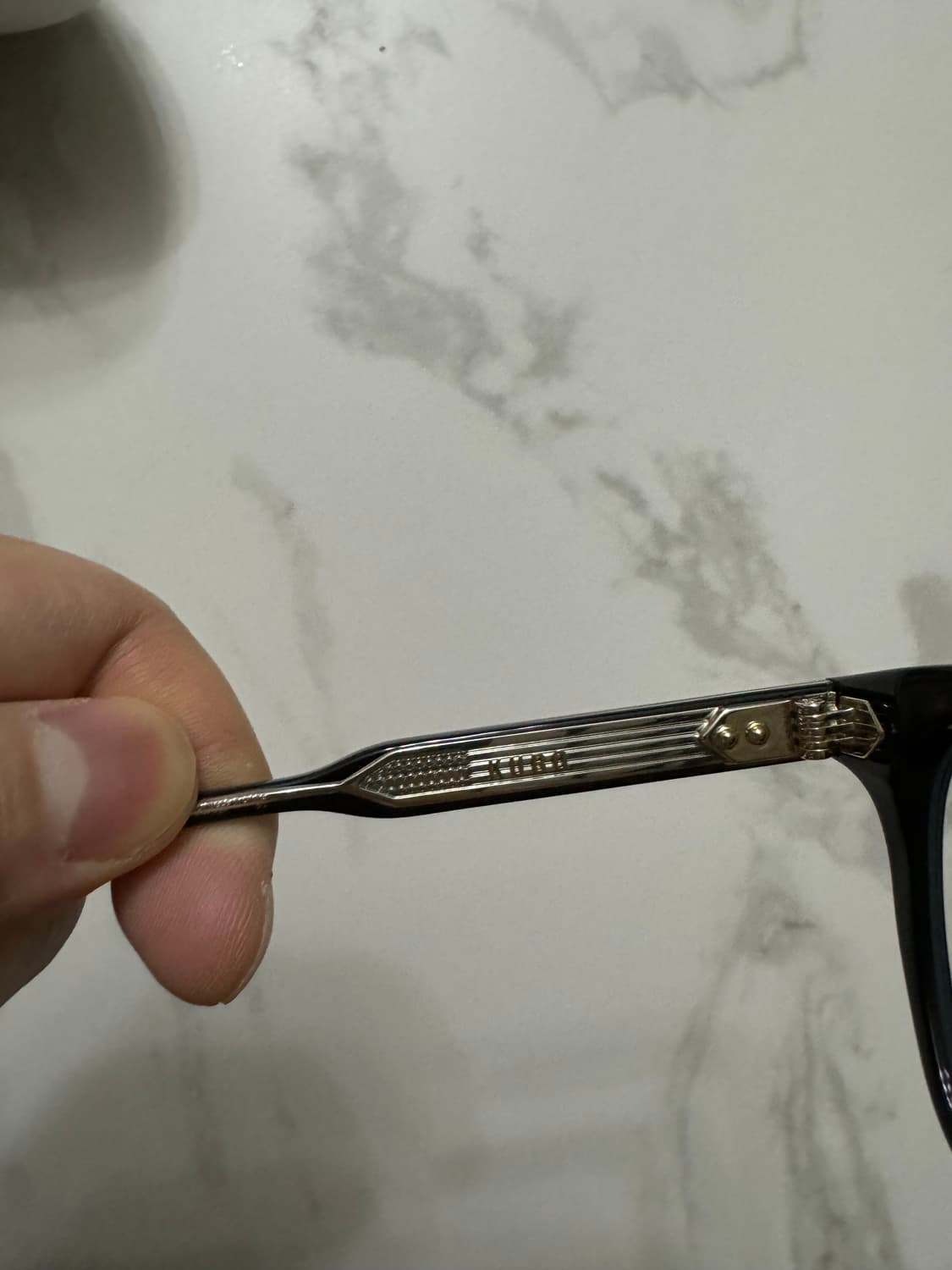 젠틀몬스터 쿠보 01 블랙 상품이미지3