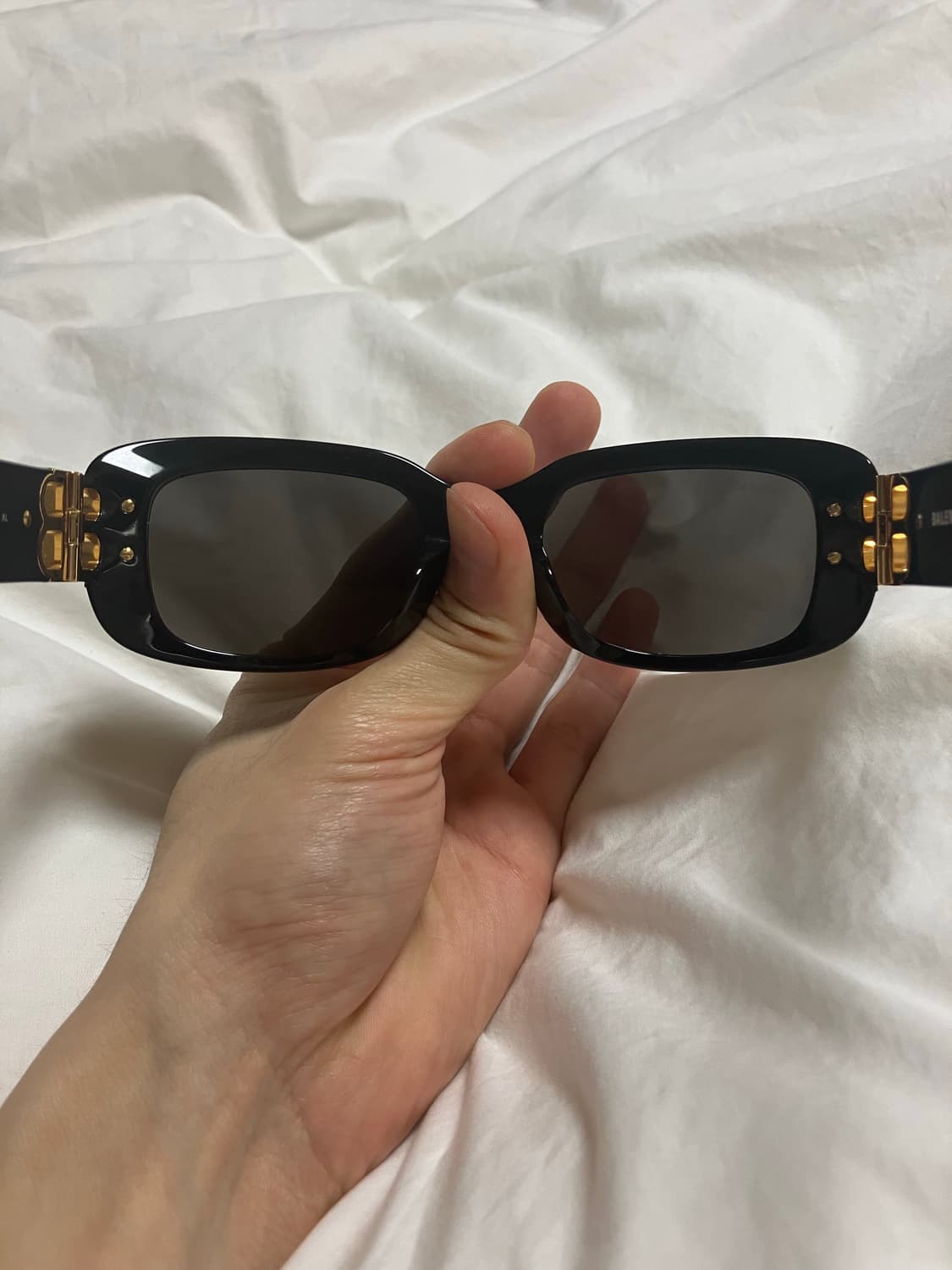 발렌시아가 BB로고 선글라스 bb0310sk-001 상품이미지5