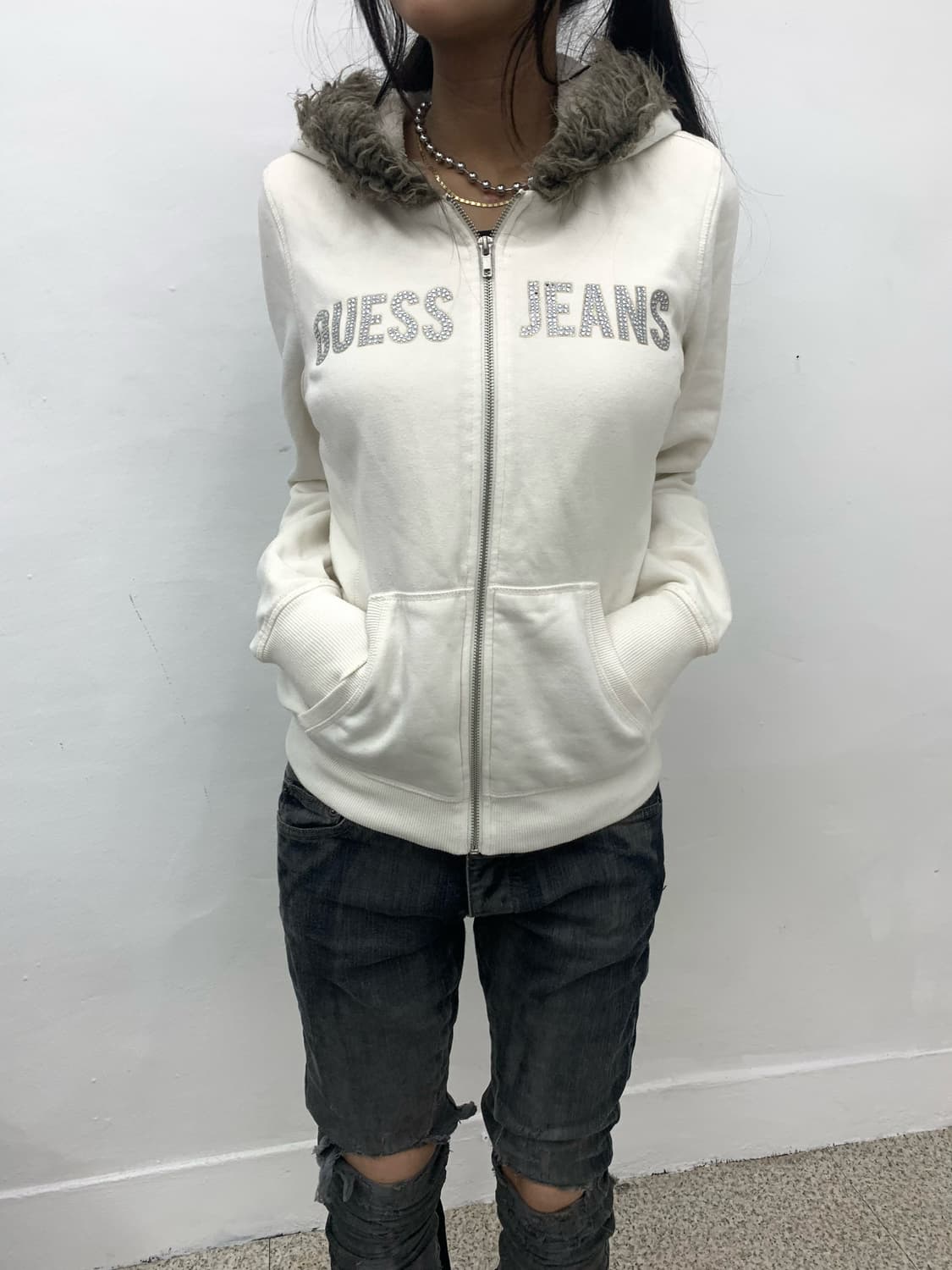 Guess 00s wolfjo hoodie   상품이미지3