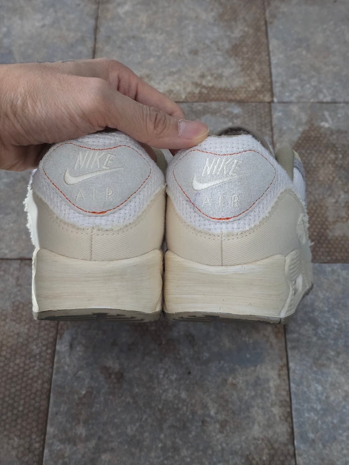 (255)나이키 에어맥스 90 프리미엄 페일 아이보리 상품이미지7