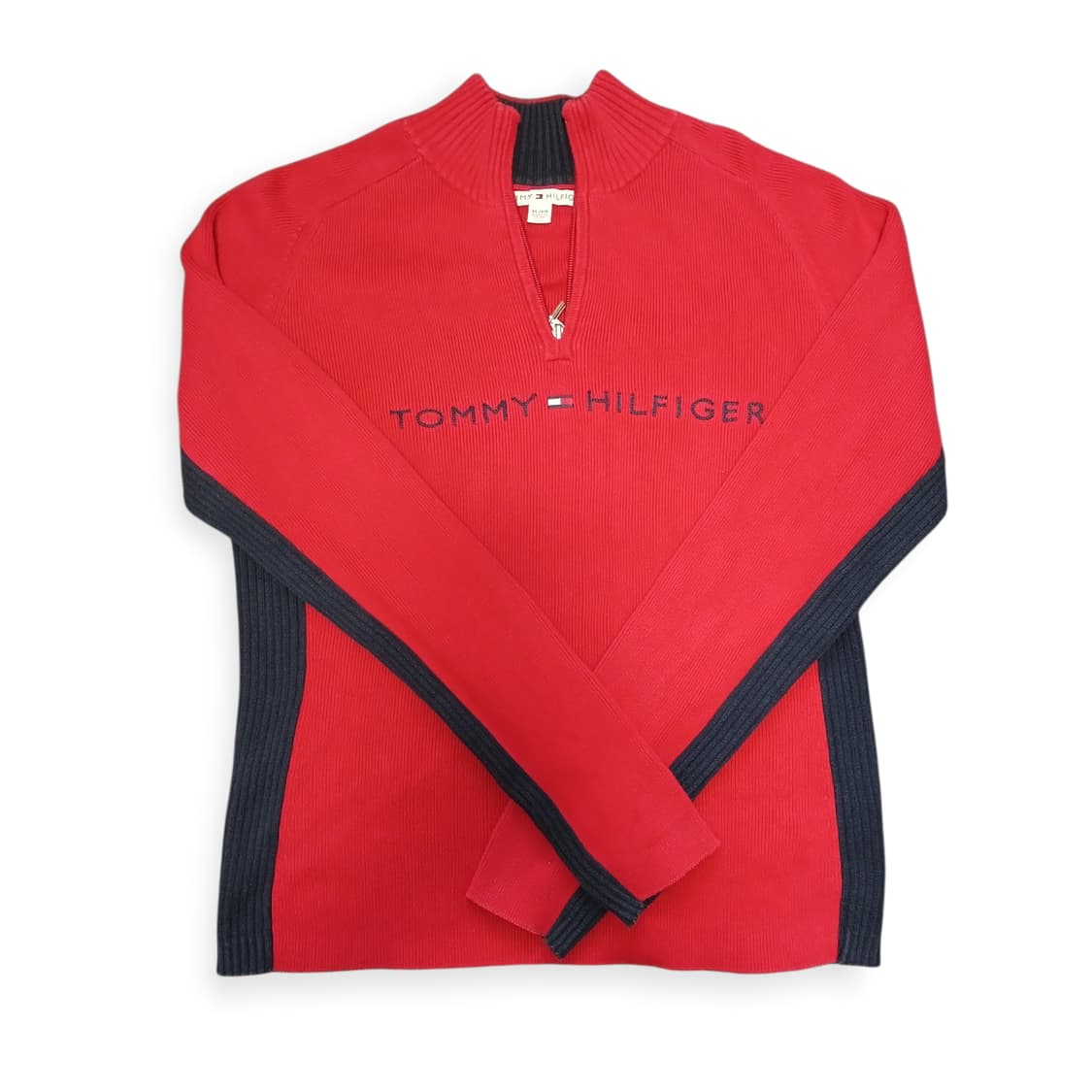 타미 자수로고 반집업니트 상품이미지1