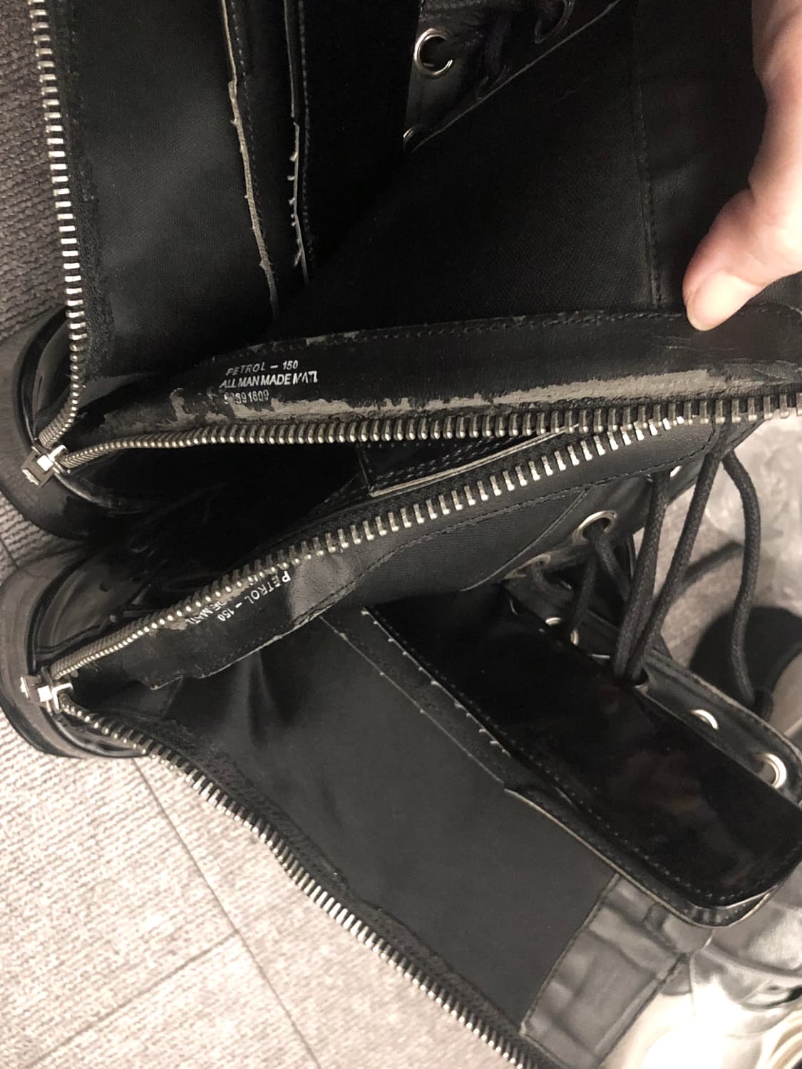 [245-250] 데모니아 perol 150 버클 에나멜 통굽 부츠 상품이미지5