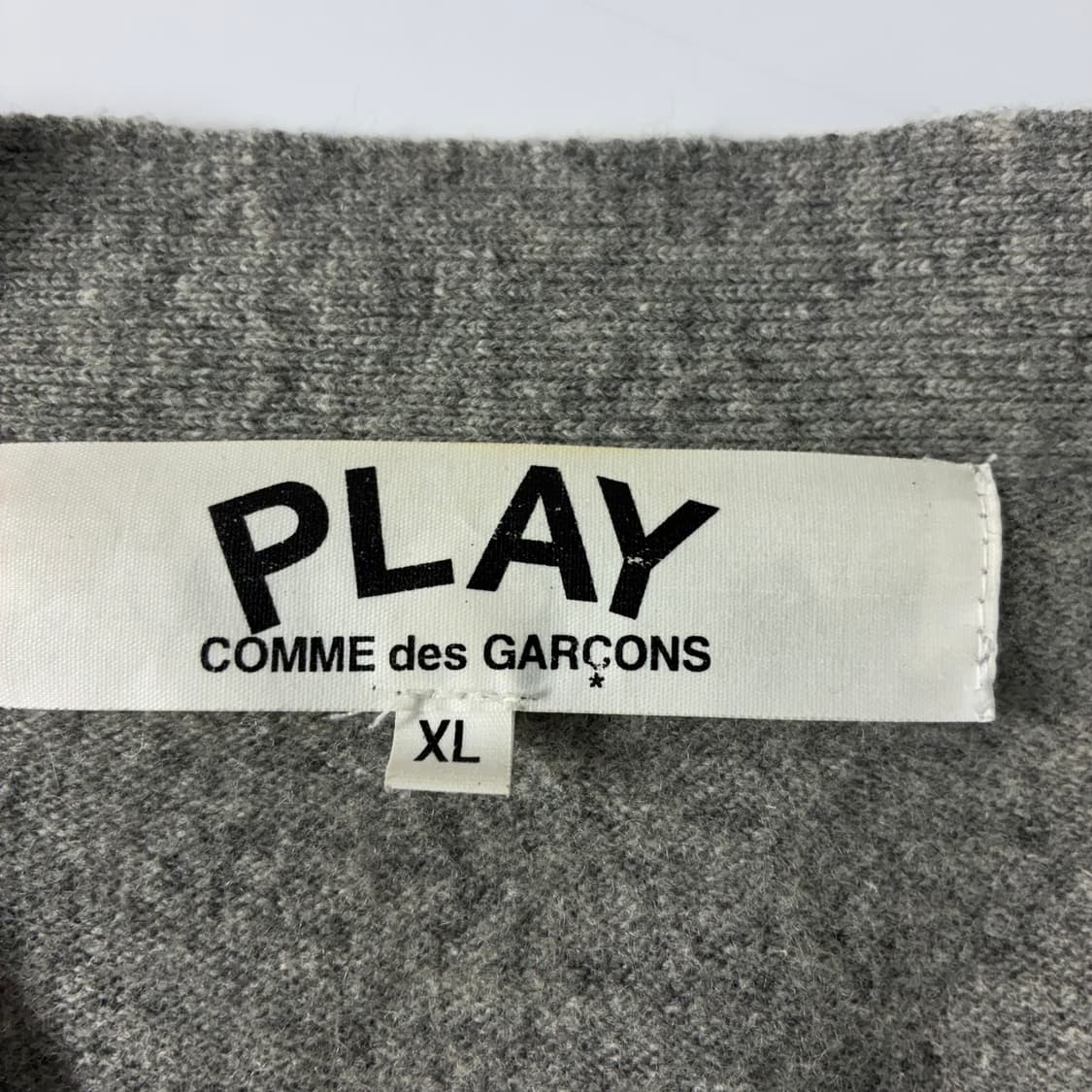 COMME des GARÇONS  꼼데가르송 블랙하트 와펜 울니트 가디건 상품이미지5