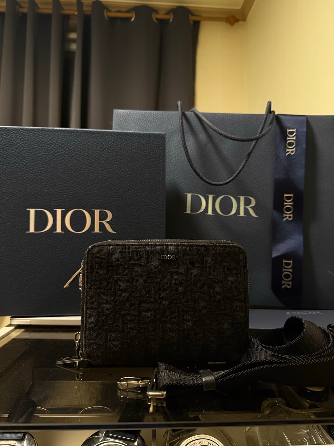 디올 오블리크 파우치 메신저백 블랙 풀구성 새상품급 상품이미지6