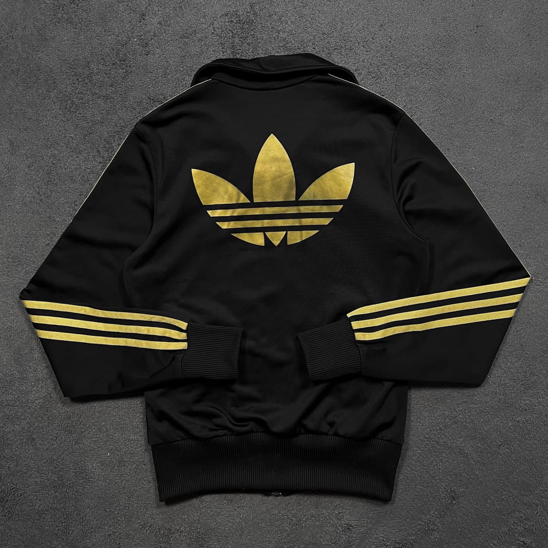 아디다스 빅로고 블랙 져지 상품이미지1