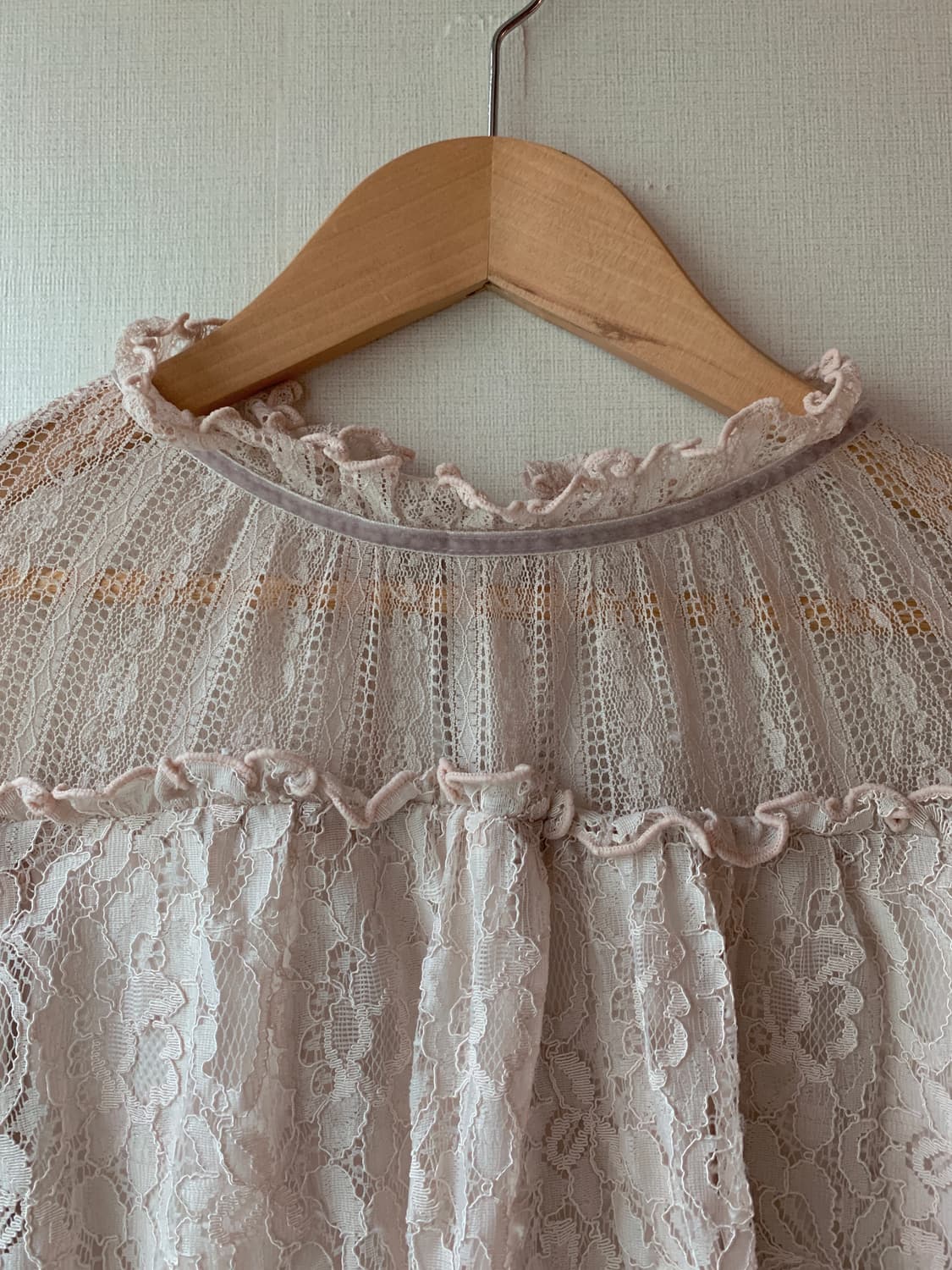 frill lace velvet ribbon blouse 상품이미지2