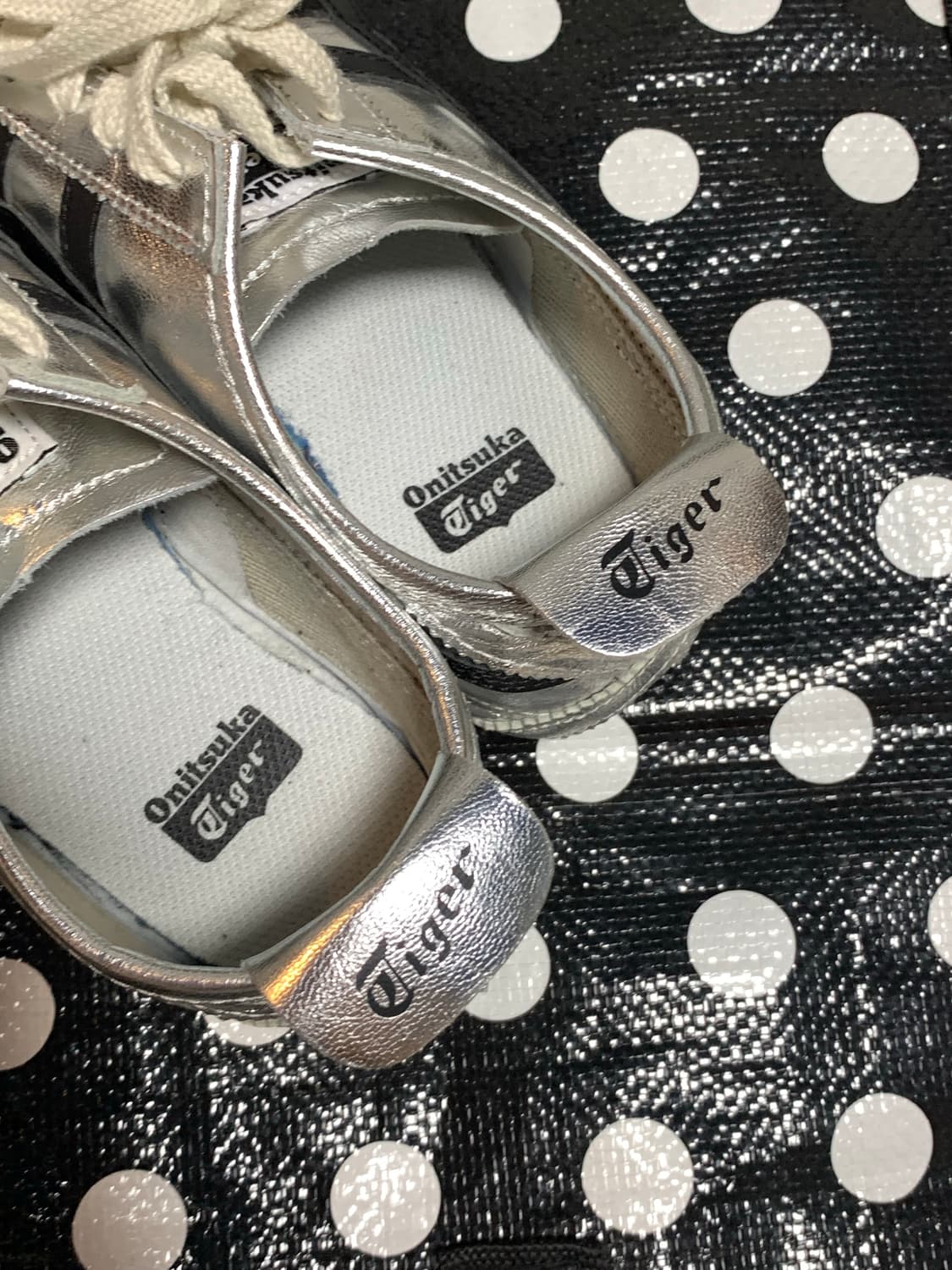 오니츠카타이거 멕시코66 실버블랙 상품이미지3