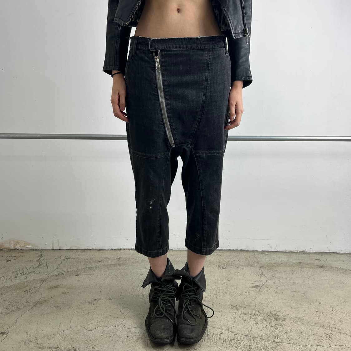 (예약) 다이어트 부처 슬림 스킨 사루엘 데님 팬츠 상품이미지1