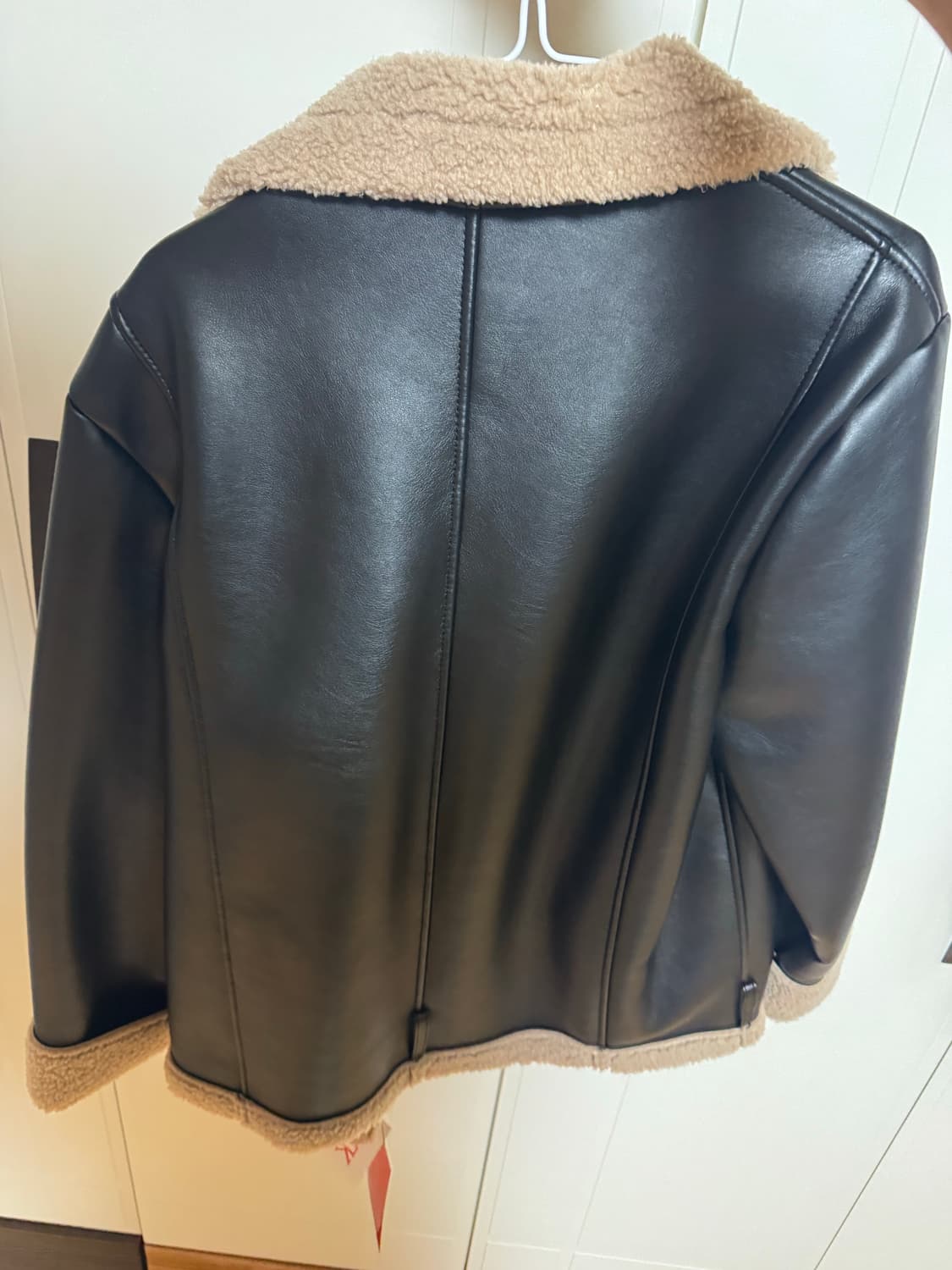 콜릿 오버핏 무스탕 플리스 자켓 Free사이즈 상품이미지4