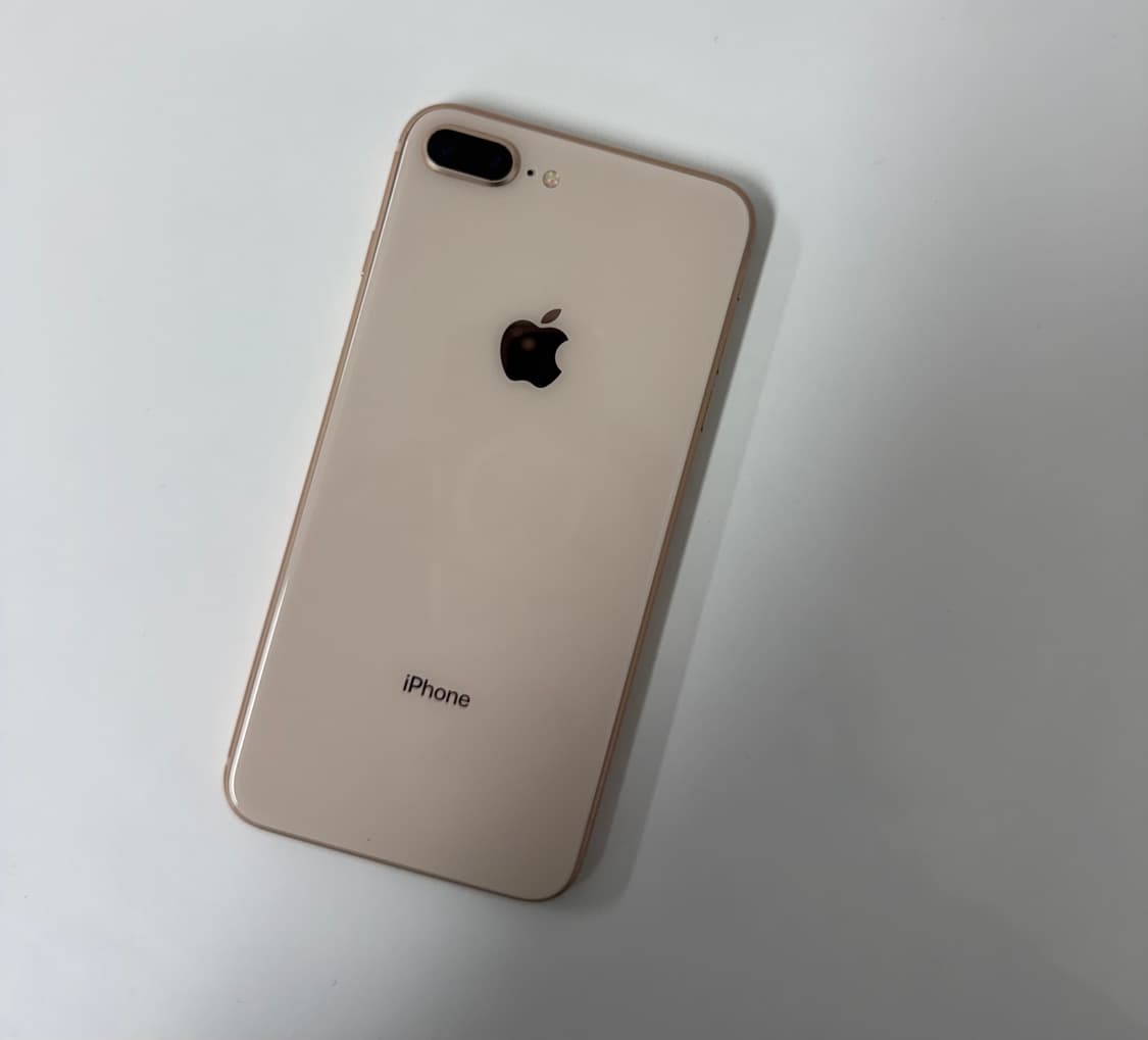 아이폰 8+ 64기가 상품이미지1