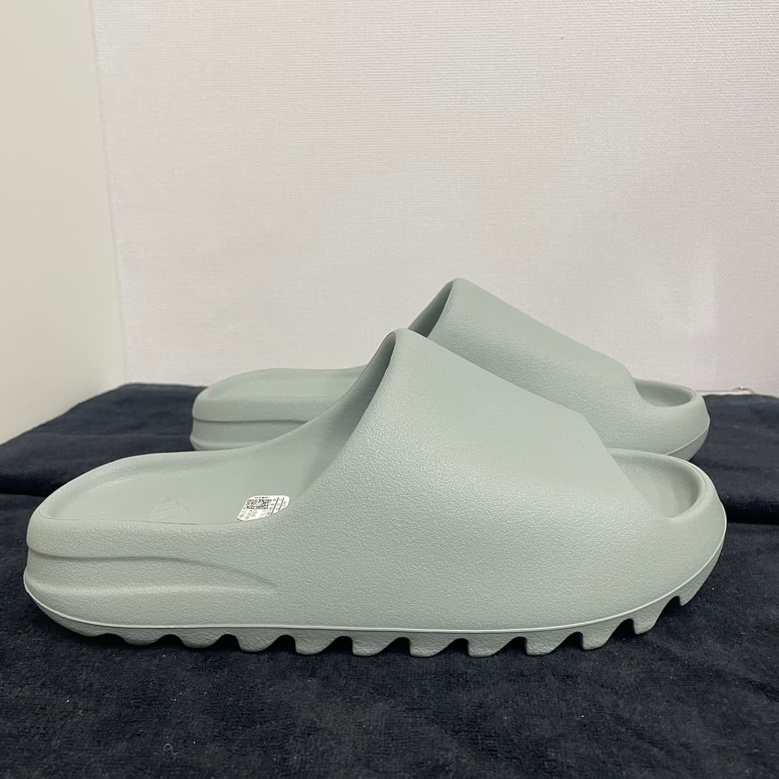 아디다스 이지슬라이드 솔트 275 상품이미지1