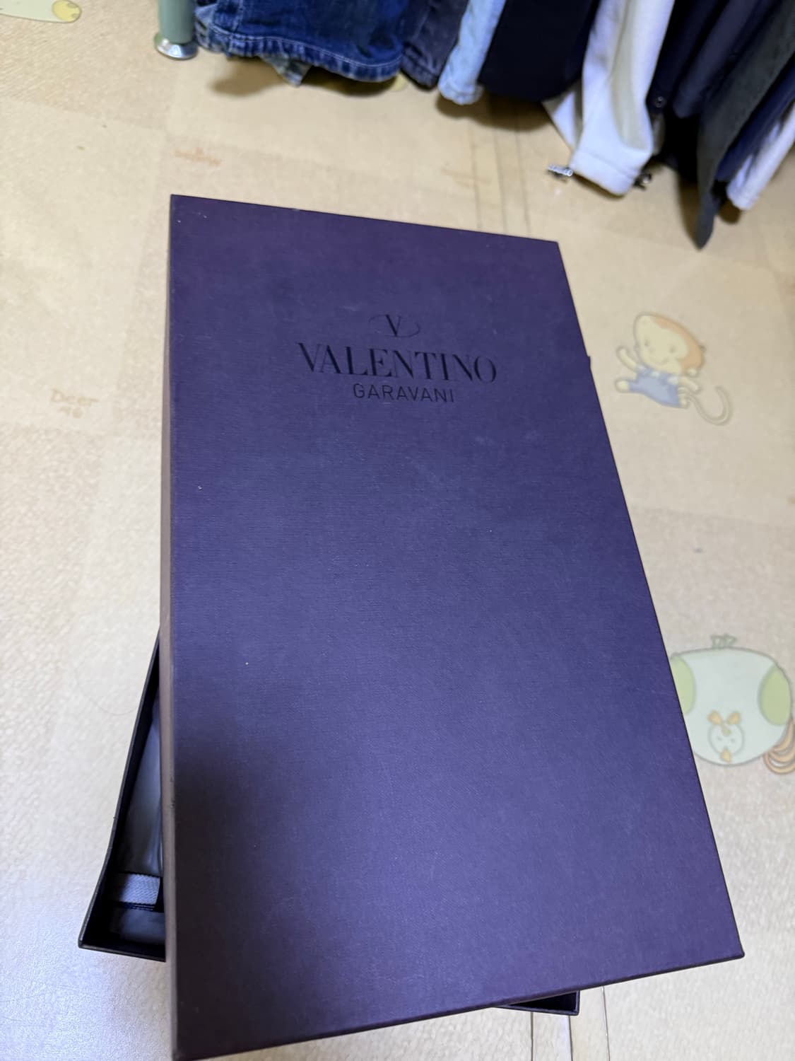 안냐세요 발렌티노 락스터드 41사이즈 판매합니다!!(진짜 이쁨)(정품) 상품이미지1