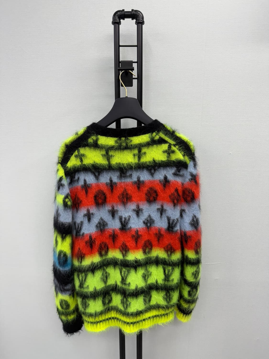 루이비통 모헤어 가디건 L 상품이미지2