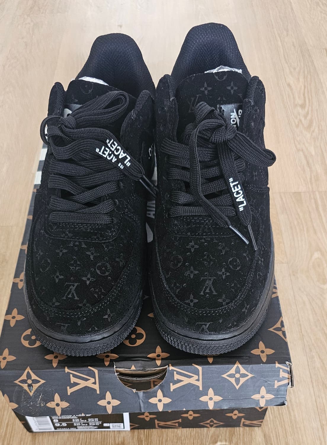 루이비통 나이키 에어 포스1 로우바이버질아블로260사이즈새상품미개봉 상품이미지2