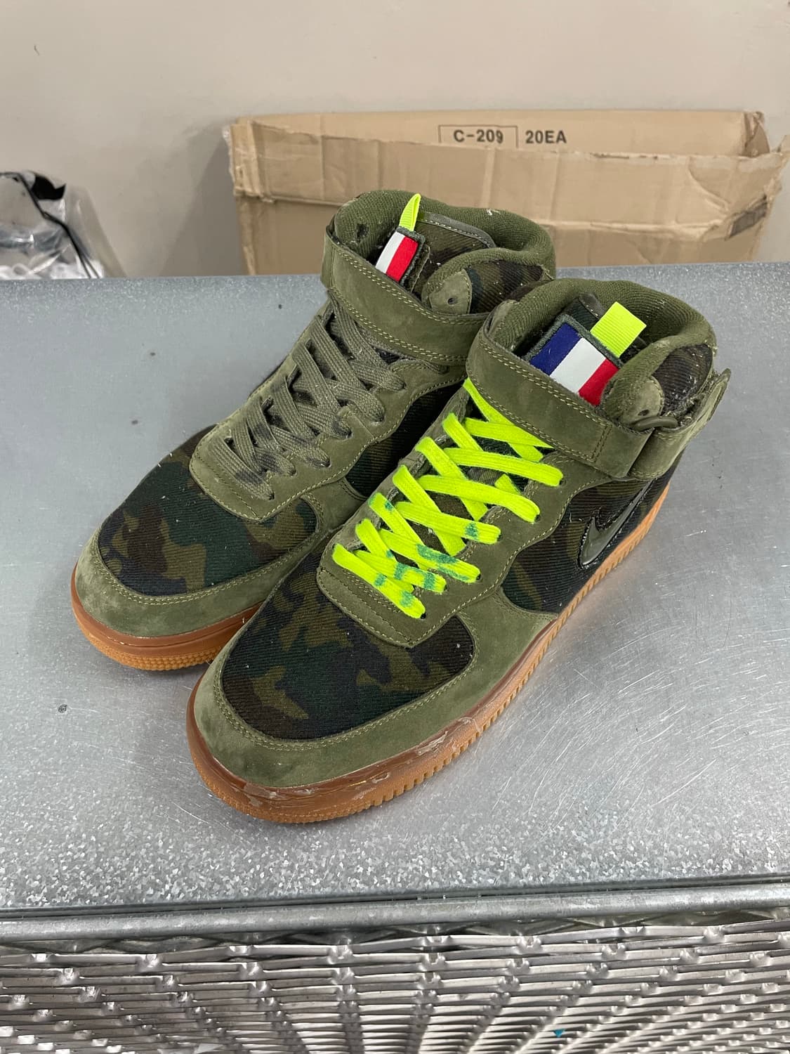 나이키 에어포스1 주얼 미드 카모 275 상품이미지2