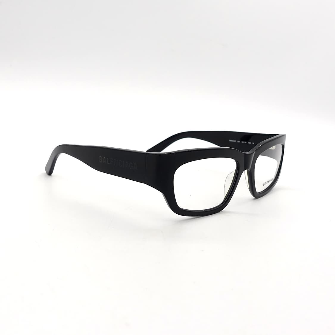 Balenciaga 발렌시아가 BB0334O-001 뿔테안경 상품이미지4